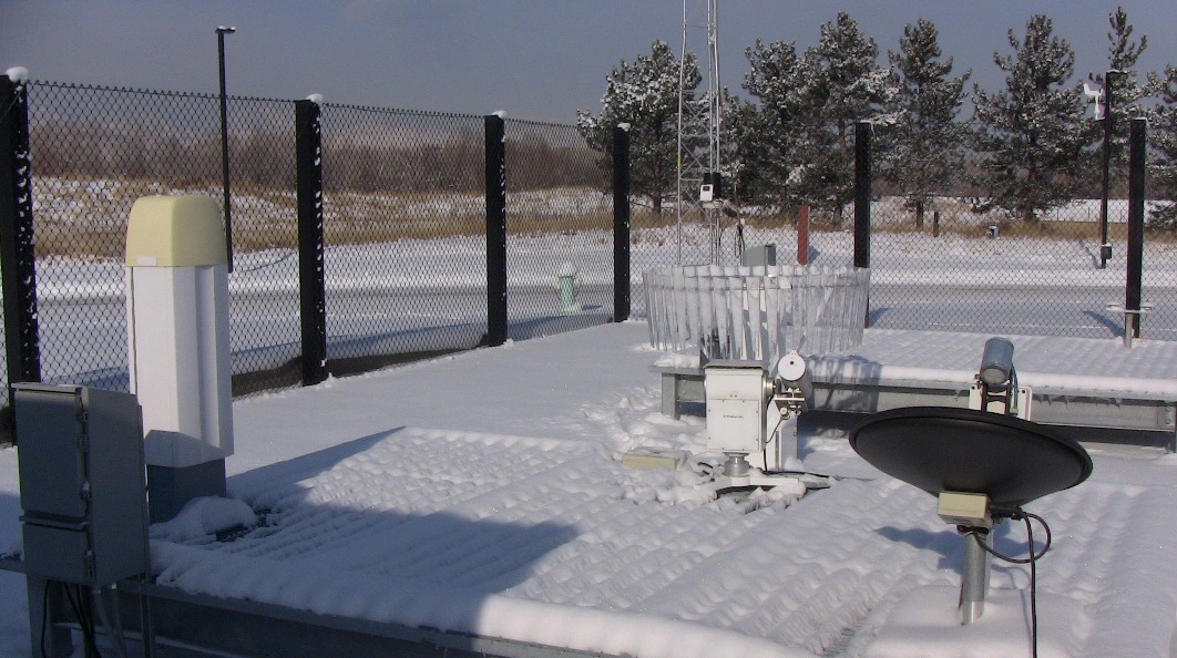 West platform instruments including the rain gauge and disdrometer.